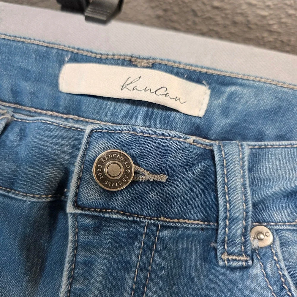 KanCan Womens Medium Wash Denim Bermuda Shorts Mid Rise Stretch Size 5 (26)